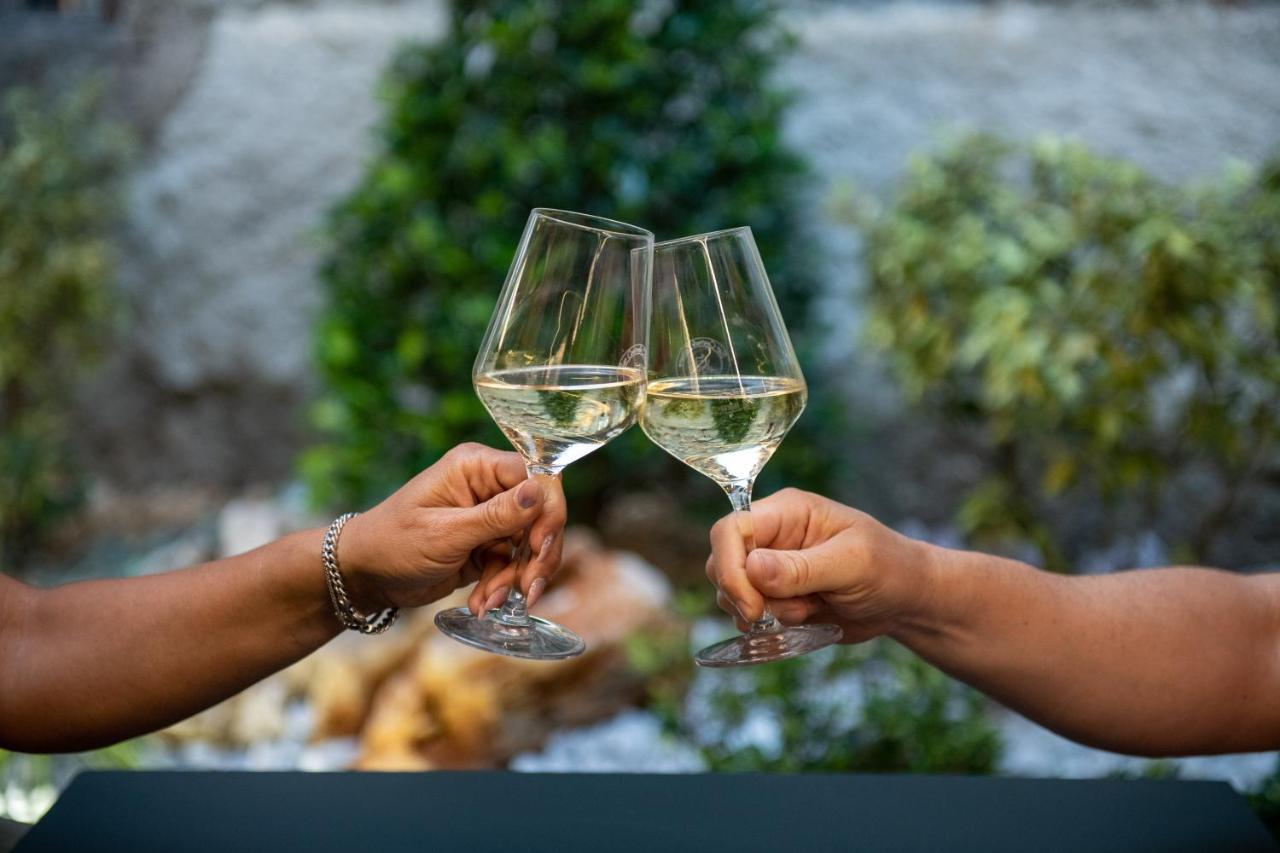 Hotel Diffuso Locanda Elisa Dimaro Ngoại thất bức ảnh