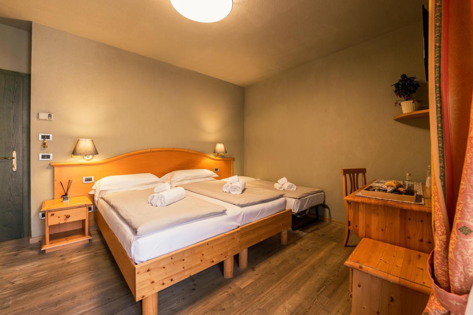 Hotel Diffuso Locanda Elisa Dimaro Ngoại thất bức ảnh